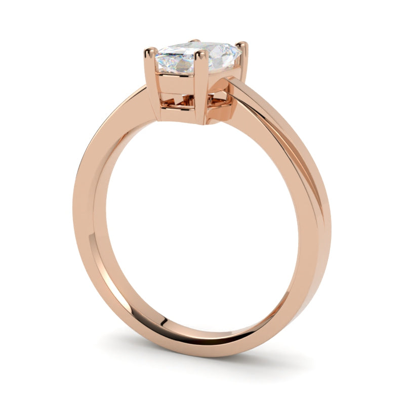 Pierścionek z różowego złota 750 z diamentem – elegancja i rzemiosło szczecińskiej manufaktury biżuterii